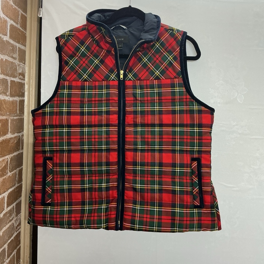 Clearance Jc rew Red and Green Plaid Vest
